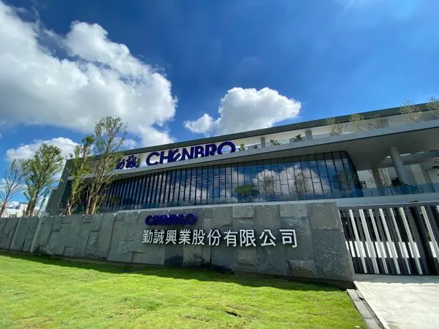 萬傳媒快訊：勤誠迎AI伺服器需求 營運持續向上 